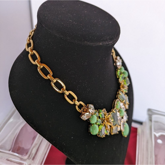 Green Jewel Statement Necklace Gold Chunky Chain - Picture 4 of 7